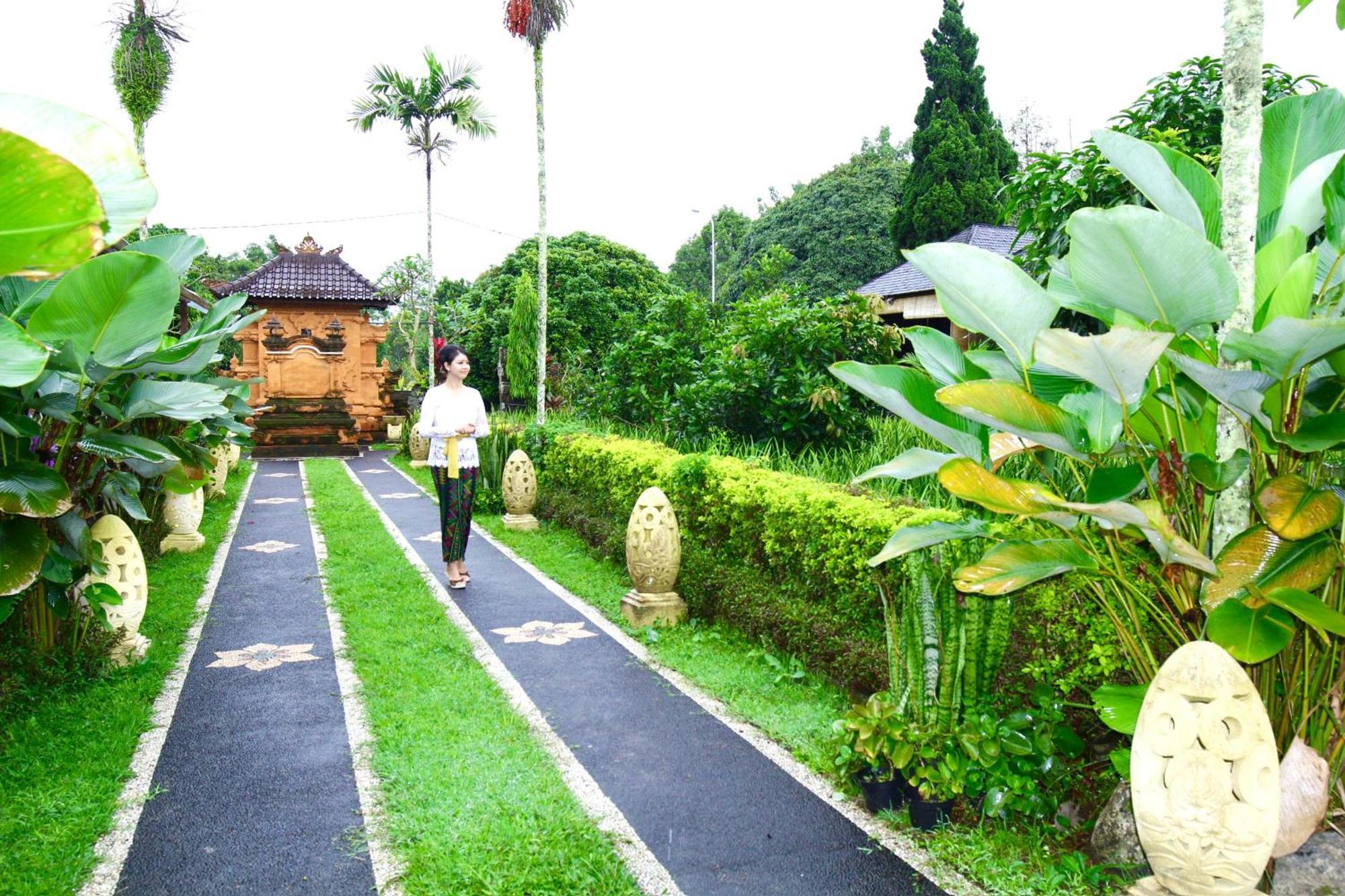 Puri Karang Besakih Hotel Menanga Exterior photo