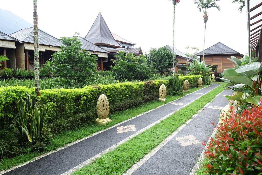 Puri Karang Besakih Hotel Menanga Exterior photo